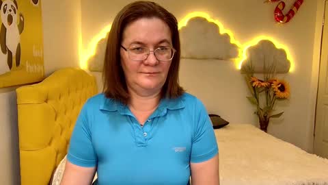 holymilfa online show from February 2, 2:02 pm