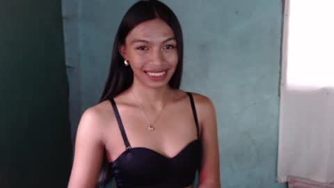 yoshi online show from April 20, 9:01 am