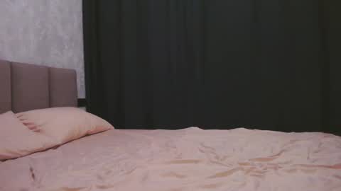 holysinner83 online show from March 27, 6:53 pm