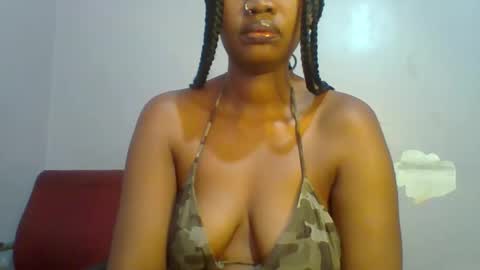 honey_beb online show from May 19, 9:16 am