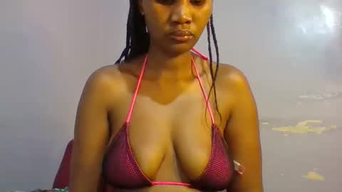 honey_beb online show from May 9, 8:20 am