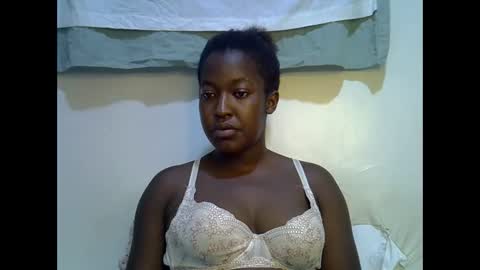honey_dropp1 online show from May 18, 9:10 pm