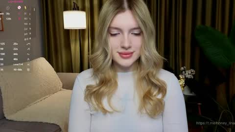 Lina online show from April 7, 11:51 pm