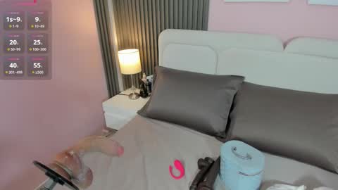 honey_sofii_ online show from November 30, 11:39 am