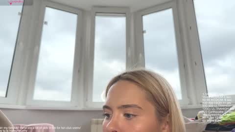 Jenyanew vid how I squirt in forest in bio online show from October 27, 9:09 am