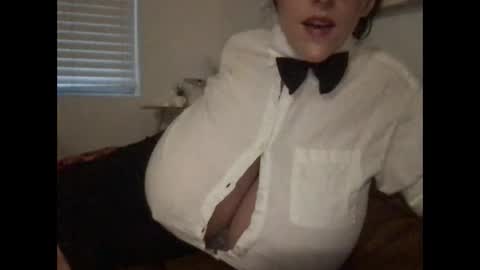 honeybbxx online show from January 12, 10:33 pm