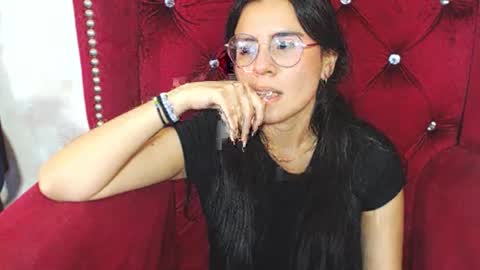 Emily online show from December 17, 4:03 pm