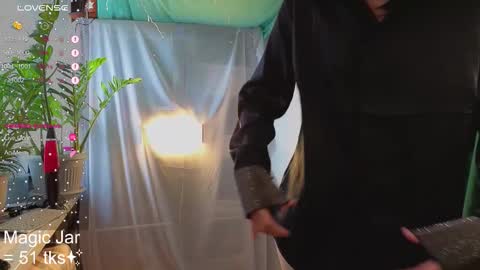 Molly  online show from September 30, 3:39 am