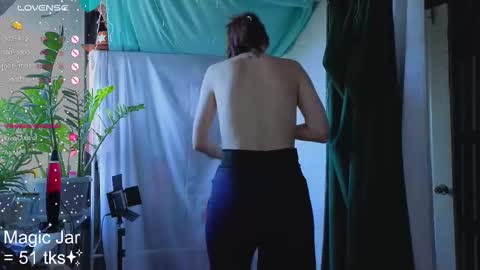 Molly  online show from October 10, 8:09 am