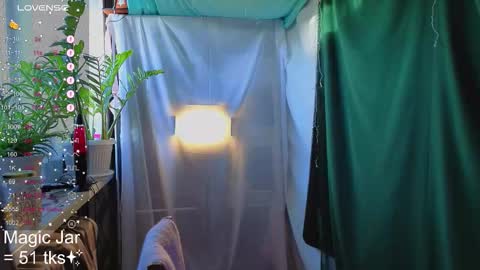 Molly  online show from October 2, 4:00 am