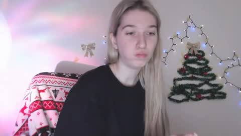 honeyveil online show from January 9, 11:49 am