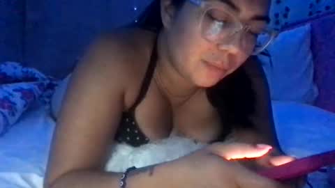 honeyyy89 online show from October 11, 2:38 am