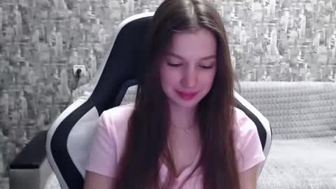 Nancy online show from December 3, 10:56 am