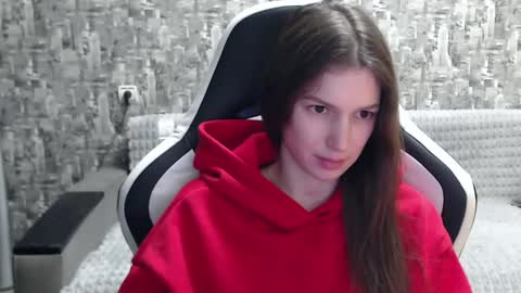 Nancy online show from December 19, 2:13 pm