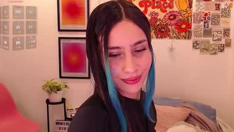    online show from November 6, 8:23 pm