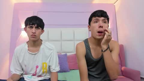 hoot_booys_ online show from October 23, 7:59 pm