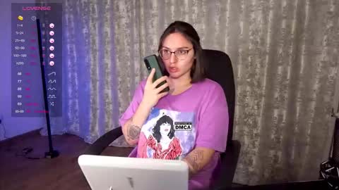 Karina online show from November 30, 8:10 am