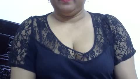 horneydesibabe online show from December 18, 5:42 pm