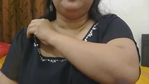 horneydesibabe online show from November 5, 6:54 pm