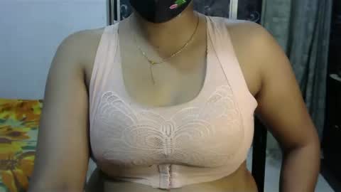 Snapshot of horneydesibaby chatting on March 3, 8:00 pm horneydesibaby online show from March 3, 8:00 pm