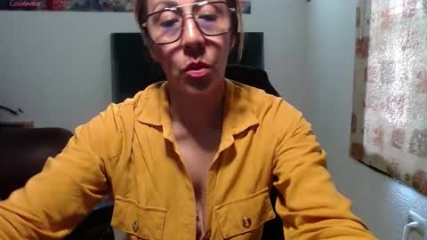 horny and daring online show from January 6, 7:40 pm