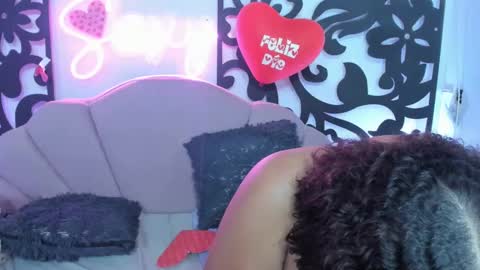 Snapshot of horny_babyss chatting on February 16, 3:15 am CATALINA Y LAURA online show from February 16, 3:15 am