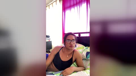 horny_brii online show from April 15, 6:44 pm