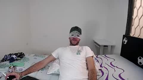 BoyHornyDirty online show from November 23, 9:35 pm