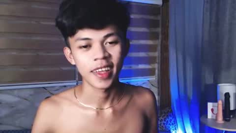 horny_joshxxx online show from March 29, 7:15 pm