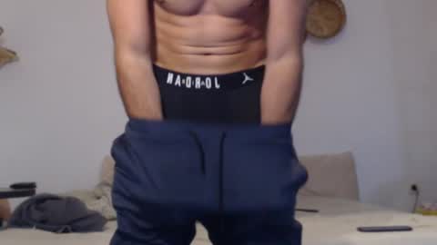 hornyasfuckk33 online show from December 1, 6:10 pm