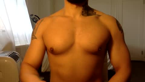 hornybbcxx online show from December 19, 6:03 pm