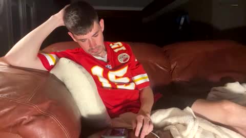 Justin 7 inches online show from September 15, 12:56 am