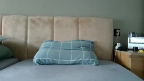 hornyboydutch36 online show from November 16, 11:34 am