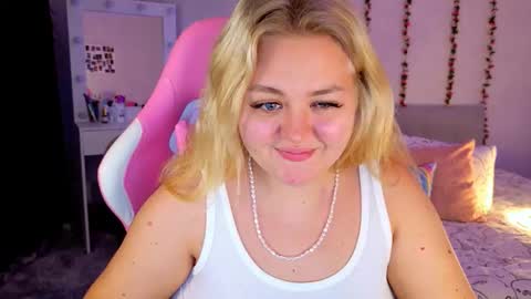 HornyCakee online show from October 9, 2:44 pm
