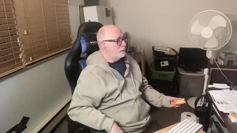 Snapshot of hornyeveryday24hours chatting on January 16, 1:48 am Brett online show from January 16, 1:48 am