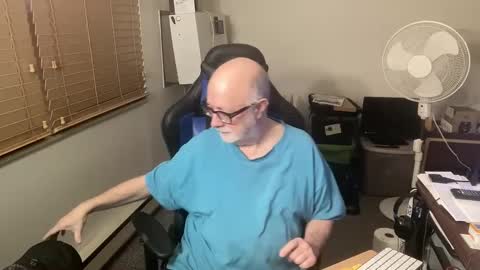 Snapshot of hornyeveryday24hours chatting on January 19, 10:49 pm Brett online show from January 19, 10:49 pm