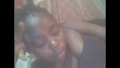 hornygal001 online show from February 14, 7:11 am