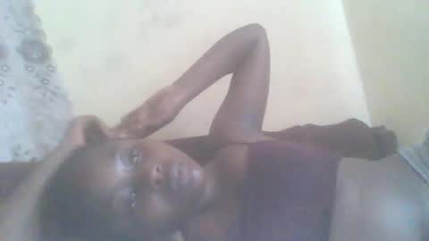 Snapshot of hornygal001 chatting on February 27, 10:33 am hornygal001 online show from February 27, 10:33 am