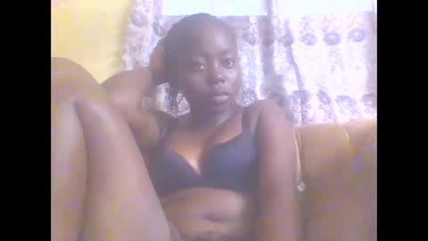 Snapshot of hornygal001 chatting on February 16, 1:16 pm hornygal001 online show from February 16, 1:16 pm