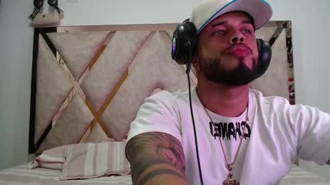 hornygirl_20000 online show from September 17, 2:37 am