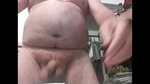 hornyman6942842 online show from December 18, 6:58 pm