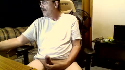 hornymanwi online show from August 4, 11:50 am