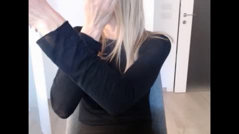 Hornyssima online show from November 27, 11:07 am