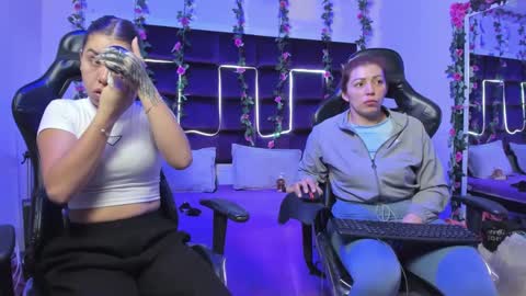 hornyy mom online show from September 10, 1:34 pm