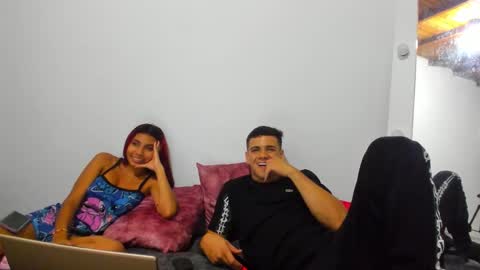 ronald and victoria online show from November 14, 2:25 am