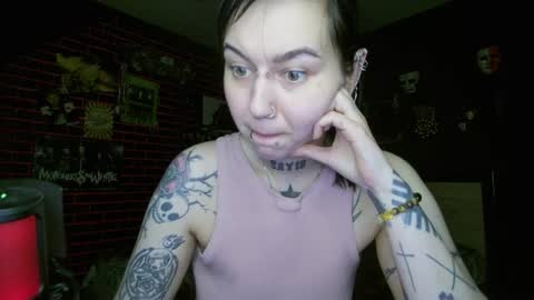 Messalina Horror online show from April 18, 1:51 am