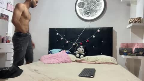 hot2gether69 online show from February 24, 2:14 am