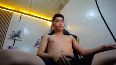 Rylle online show from October 11, 7:06 pm