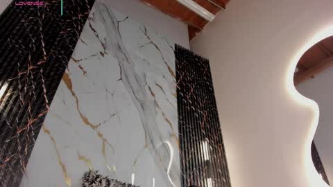 hot__genesis online show from April 19, 3:18 am