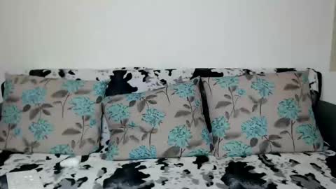 Sarah online show from September 23, 9:10 pm